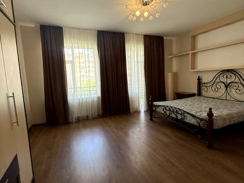 квартира за адресою Паркова вул., 48