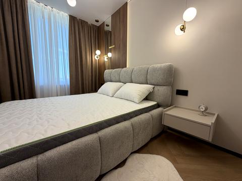 квартира по адресу Степана Бандеры ул., (Будинок 5)