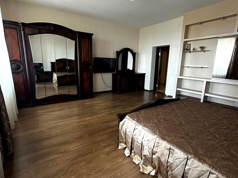 квартира за адресою Паркова вул., 48
