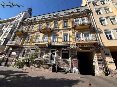 квартира за адресою Богдана Хмельницького вул., 50