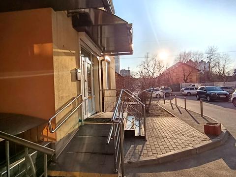 комерційна за адресою Гната Хоткевича вул. (Червоногвардійська), 8