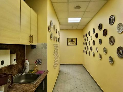 комерційна за адресою Гната Хоткевича вул. (Червоногвардійська), 8