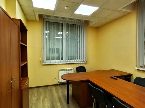комерційна за адресою Гната Хоткевича вул. (Червоногвардійська), 8
