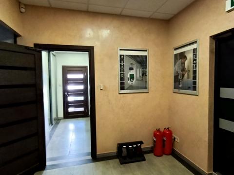 комерційна за адресою Гната Хоткевича вул. (Червоногвардійська), 8