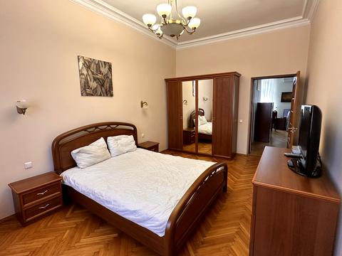 квартира по адресу Бориса Грінченка ул., 4