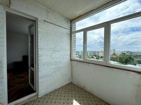 квартира за адресою Листопадна вул., 16