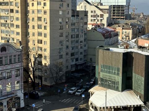 квартира по адресу Михаила Омеляновича-Павленко ул. (Суворова), 11