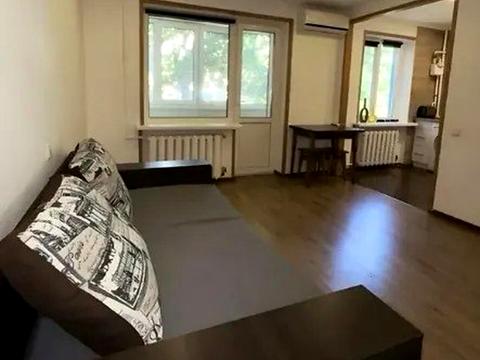 квартира за адресою Ірпінська вул. (Абхазька), 4