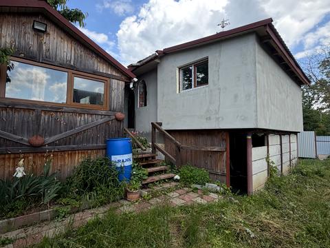 дом по адресу с. Лесовые Гриневцы, Вулиця Зіркова 3, 17