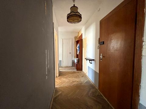 квартира за адресою Коломийська вул., 4