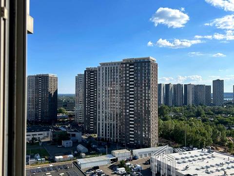 квартира за адресою Дніпровська набережна вул., 14
