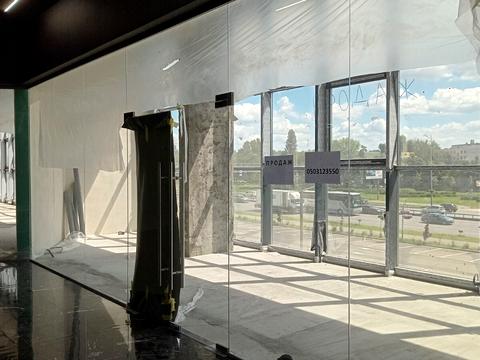 коммерческая по адресу Миколы Бажана просп., 17
