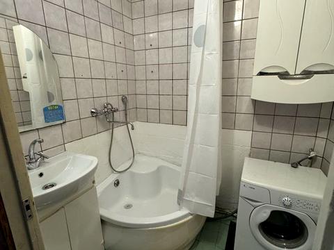 квартира за адресою Академіка Янгеля вул., 8