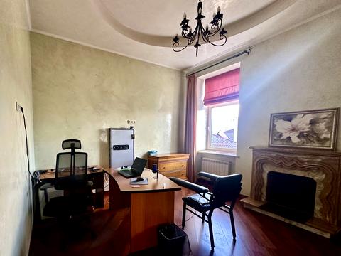 комерційна за адресою Велика Васильківська вул. (Червоноармійська), 23