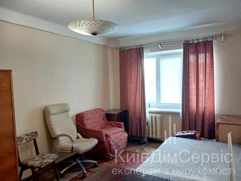 квартира за адресою Сірожупанників вул. (Валентина Сєрова), 30-Б