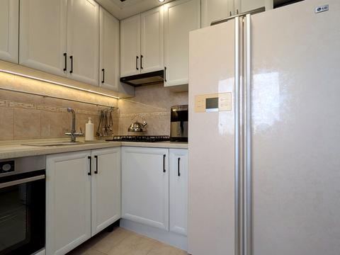 квартира за адресою Чернігів, Курсанта Єськова вул., 8-А