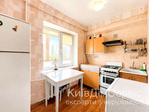 квартира за адресою Раїси Окіпної вул., 5
