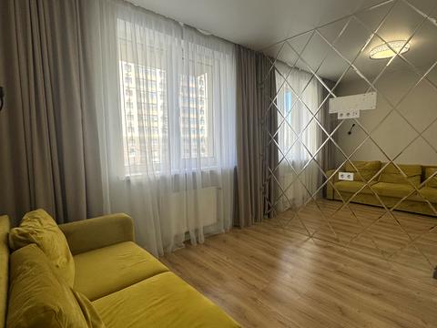 квартира за адресою Перлинна вул., 10