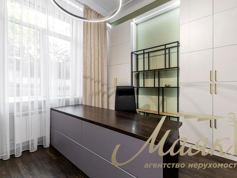 комерційна за адресою Микільсько-Ботанічна вул., 14