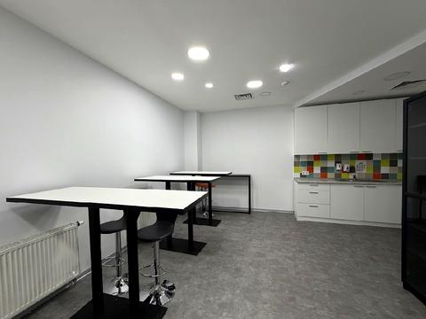 комерційна за адресою Сім'ї Прахових вул. (Гайдара), 52