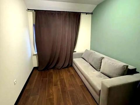 квартира за адресою Ужгород, Бориса Тлехаса вул., 18