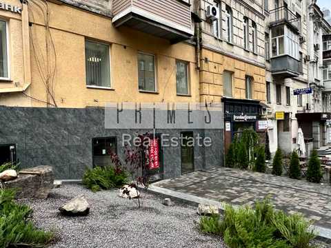 коммерческая по адресу Саксаганского ул., 61