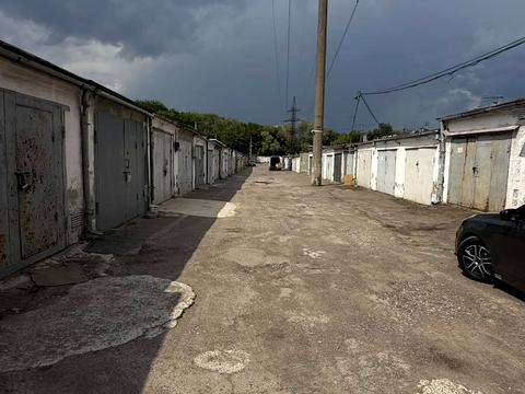 паркоместо по адресу Думанского ул., 2а