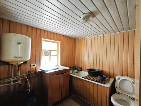 будинок за адресою Центральна вул., 1