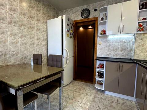квартира за адресою Максима Залізняка вул., 10