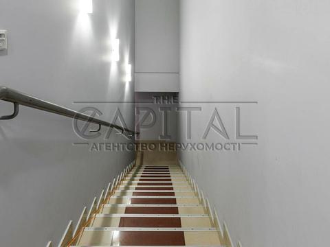 комерційна за адресою Дегтярівська вул., 25а