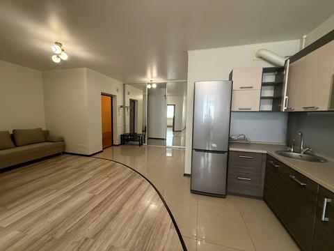 квартира за адресою Зоопаркова вул., 10