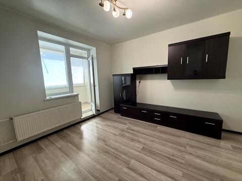 квартира за адресою Зоопаркова вул., 10