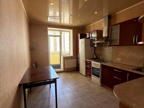 квартира за адресою Зоопаркова вул., 10