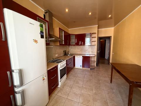 квартира за адресою Зоопаркова вул., 10