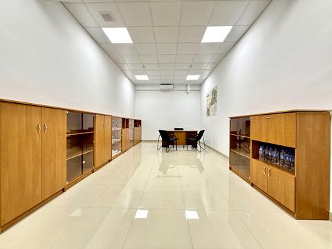 комерційна за адресою Успенська вул., 121