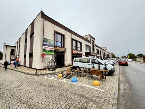 комерційна за адресою Успенська вул., 121