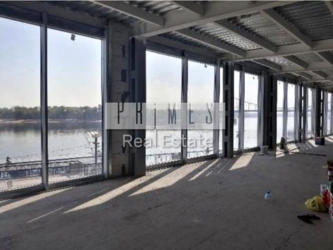 комерційна за адресою Поштова пл., 3Б