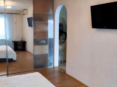 квартира за адресою Героїв Дніпра вул., 40-А