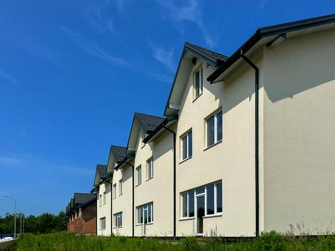 будинок за адресою Небесної Сотні, 3