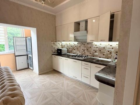 квартира за адресою Куліша бульв., 12