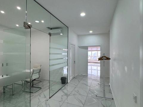 комерційна за адресою Кловський узвіз, 7a