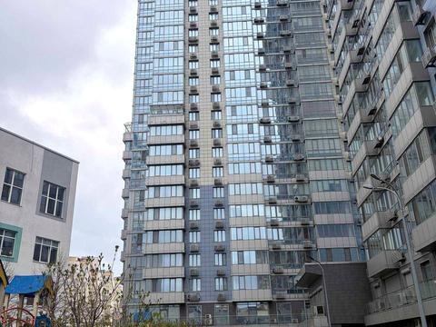 квартира за адресою Дніпровська набережна вул., 14-Б
