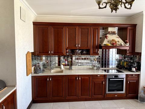 квартира по адресу Александра Мишуги ул., 12