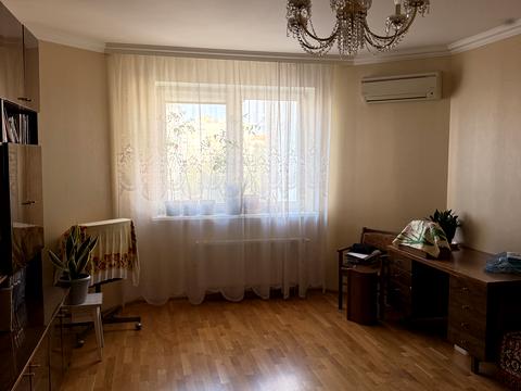 квартира за адресою Олександра Мишуги вул., 12