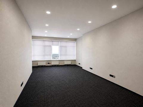 комерційна за адресою Кловський узвіз, 7a