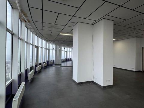 комерційна за адресою Кловський узвіз, 7a
