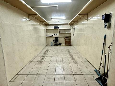 паркомісце за адресою Анни Ахматової вул., 15А
