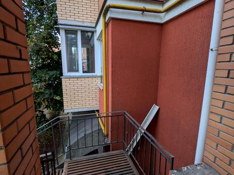 комерційна за адресою Університетська вул., 2/1