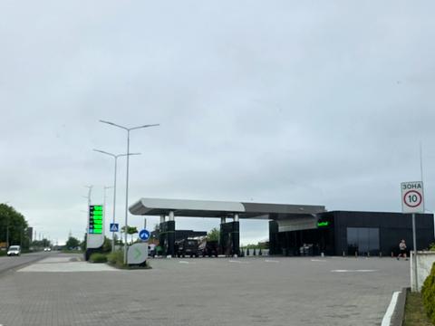 комерційна за адресою Чернівці, не вказано, 1