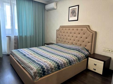 квартира за адресою Миколи Бажана просп., 14